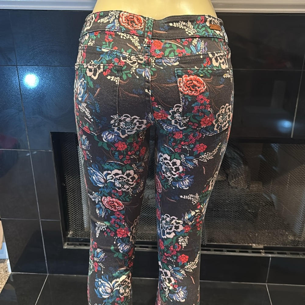 Anthropologie Pilcro & Letterpress Mid Rise Skinny Jeans Floral size 28 - Picture 8 of 8